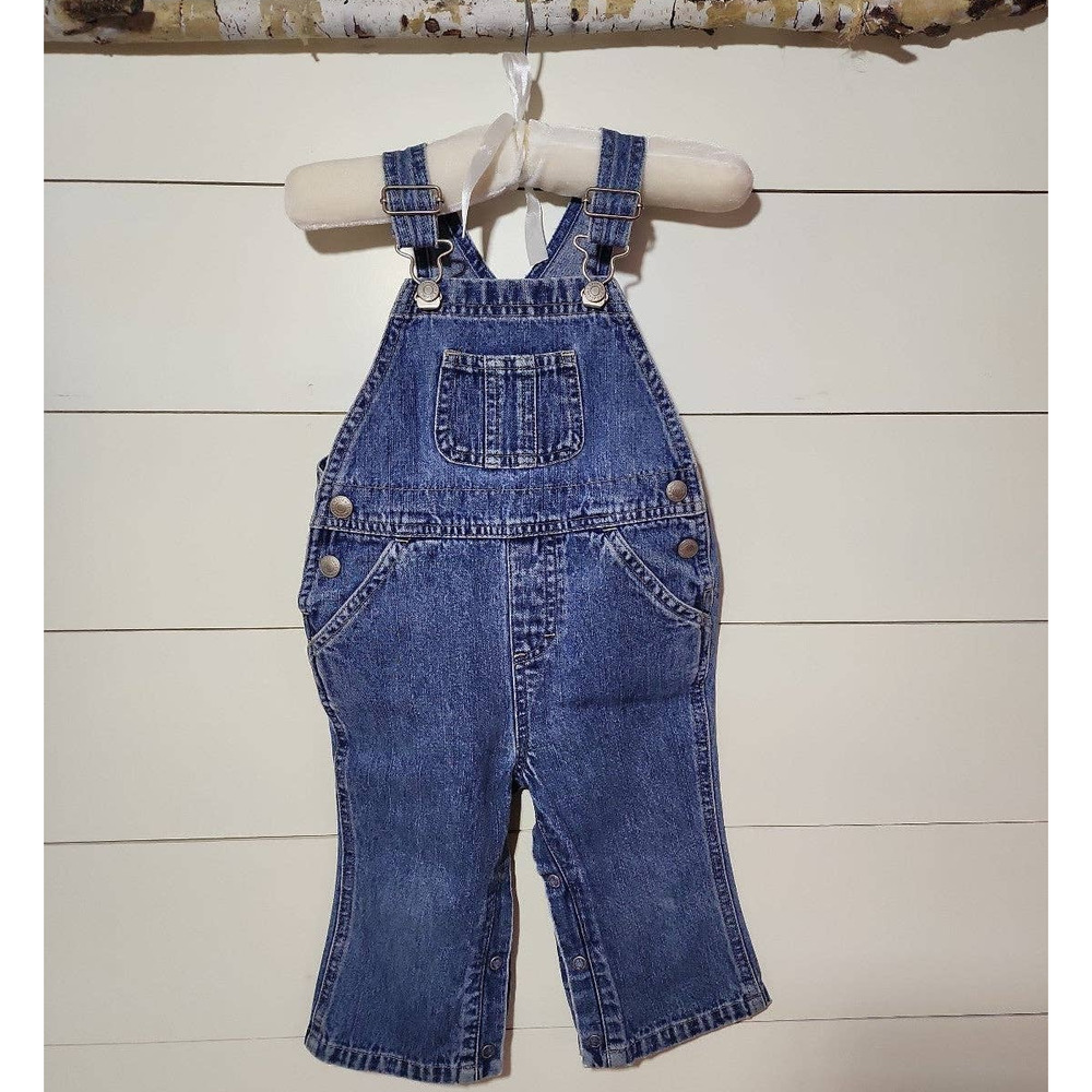 Overalls  Old Navy Baby size 12-18 months Large